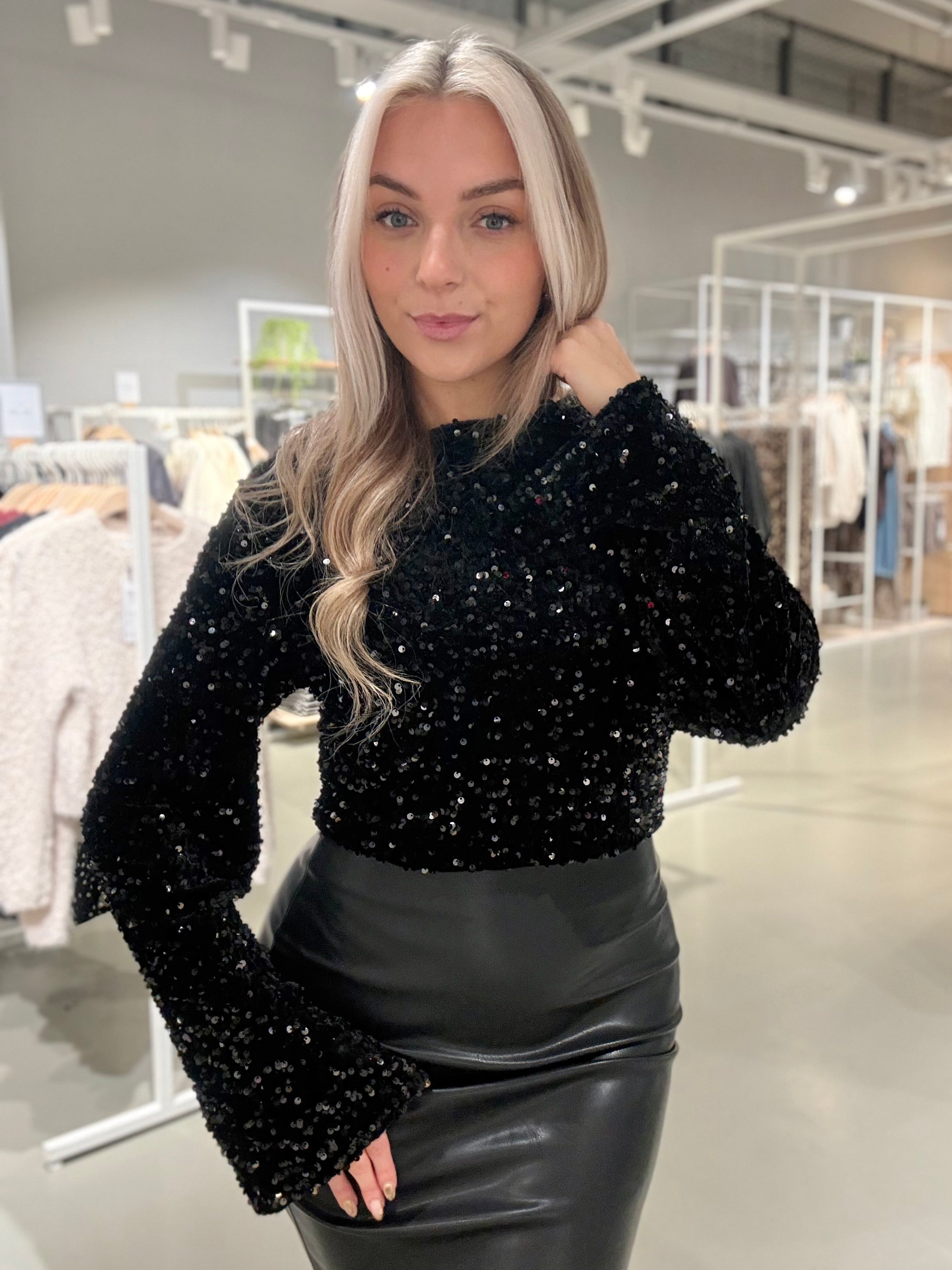 PCKAM Top - Black